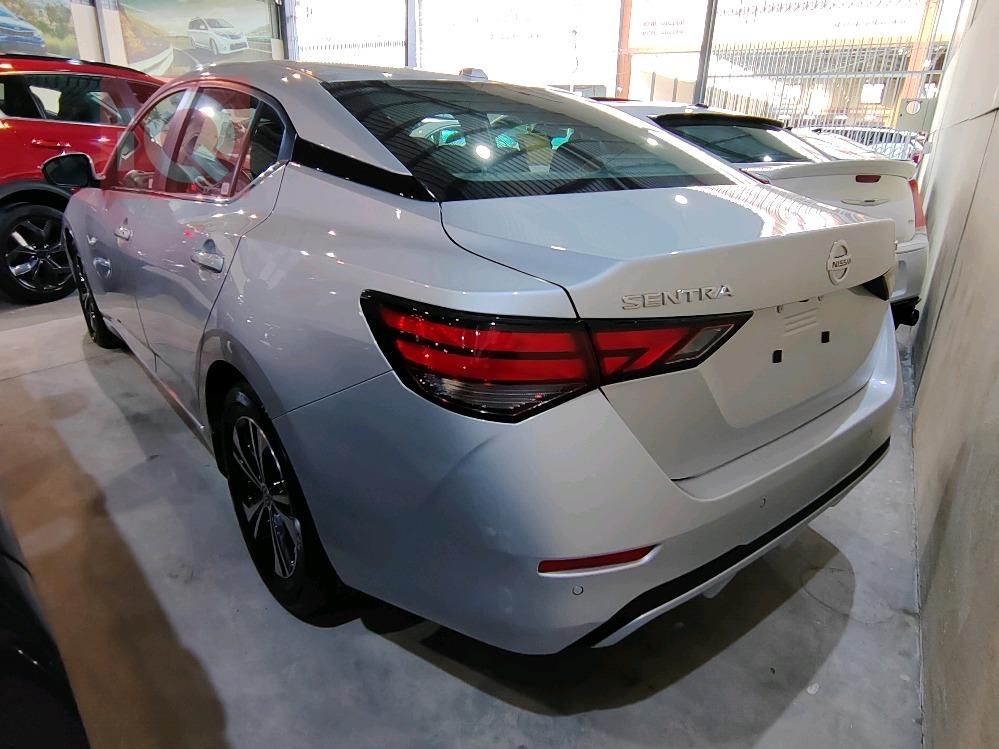Nissan Sentra
